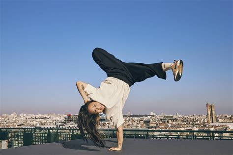 allereerste nike schoen|Nike brengt zijn allereerste breakdanceschoen uit met .